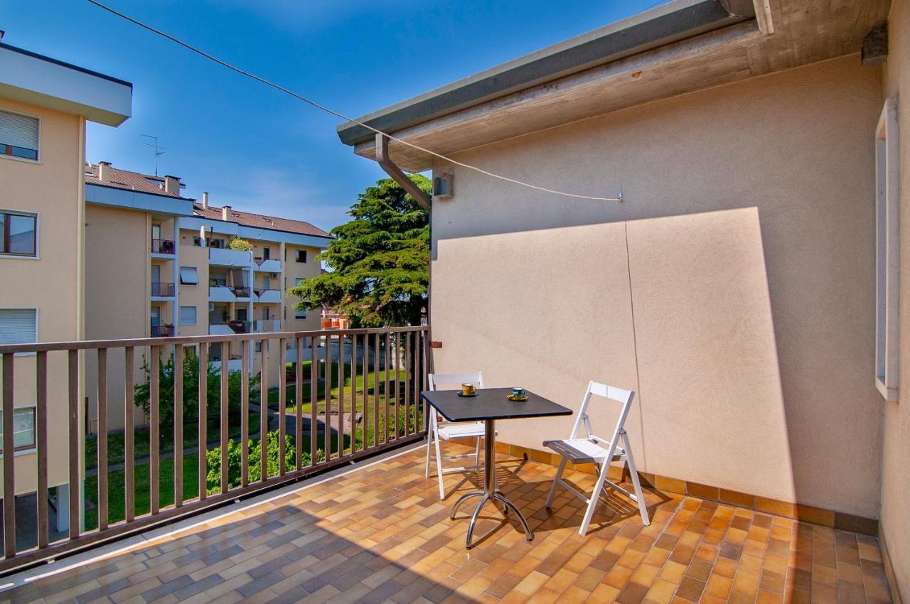Verona - Familyoasi Free Parking And Garden Exterior photo